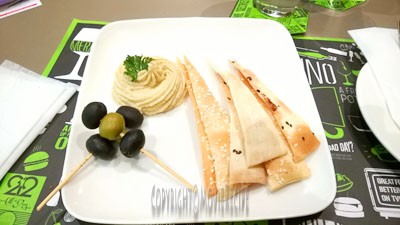 hummus pita 212 cafe