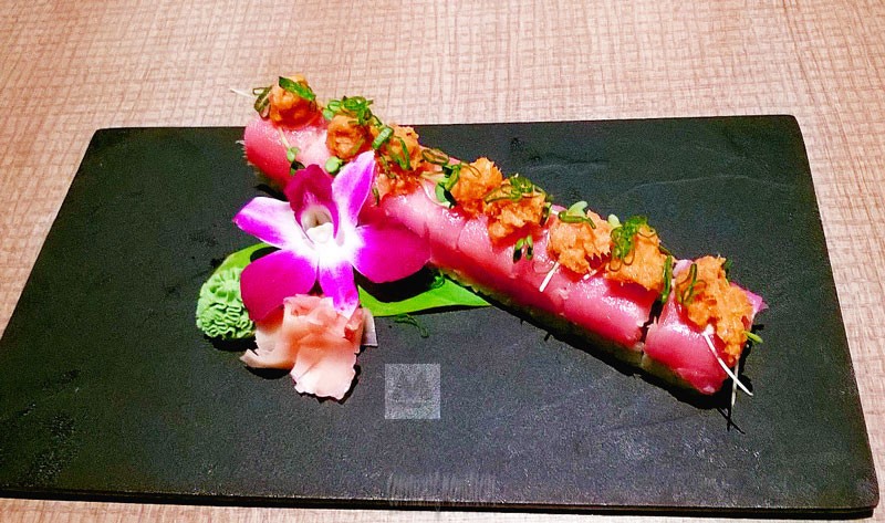 Shizusan - Tuna tartare sushi