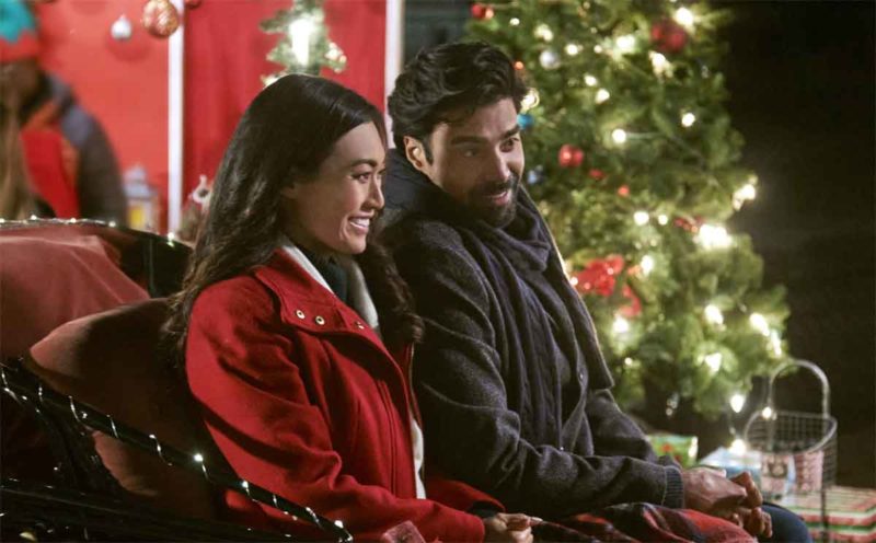 Boyfriends of Christmas Past Hallmark Movie