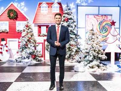 Holiday Wars Special on Food Network Brings Cake Wars