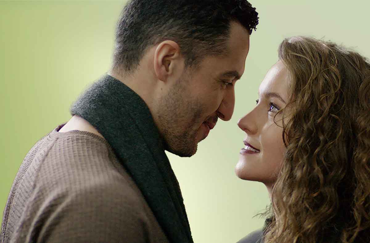Mistletoe and Molly UPTV Movie