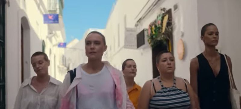Netflix Series The Girls at the Back