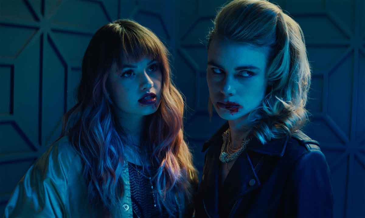 Night Teeth Netflix Movie