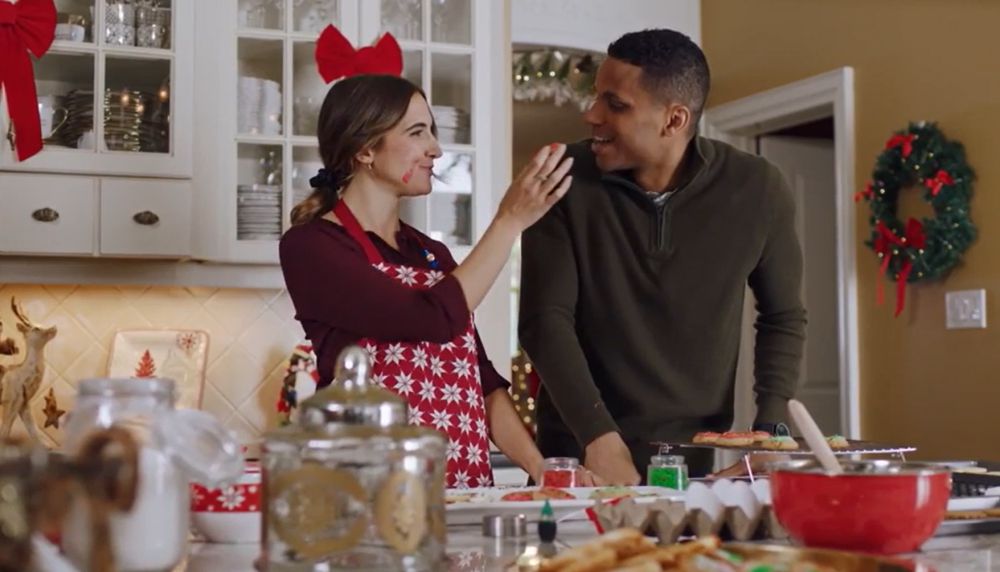 Record Breaking Christmas (2022) Lifetime Movie | Plot, Date, Cast