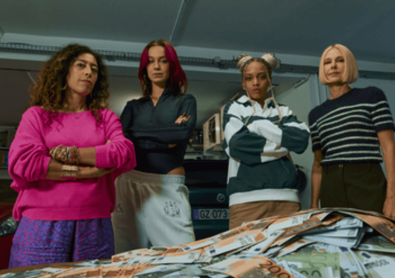 Cash Queens with the heist