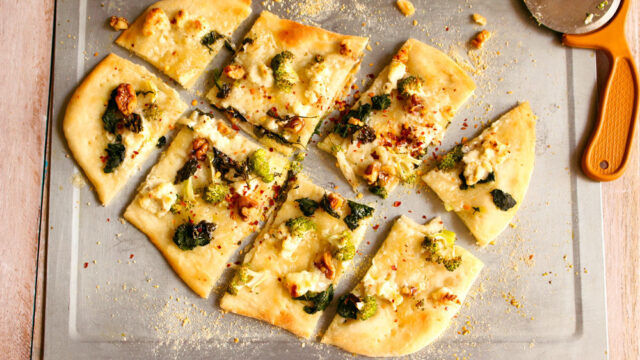 Spinach broccoli ricotta pizza